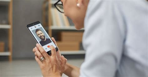 chatroulette alternatives|8 Best Chatroulette Alternatives To Meet People Online.